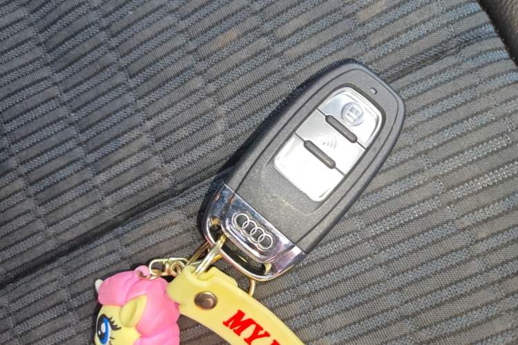 Used Audi A3 2018 30th Anniversary Edition Sportback 35 TFSI Fashion Model Vehicle Key