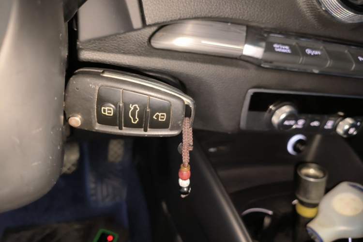 Used Audi A3 2018 30th Anniversary Edition Limousine 35 TFSI Sport Model Vehicle Key