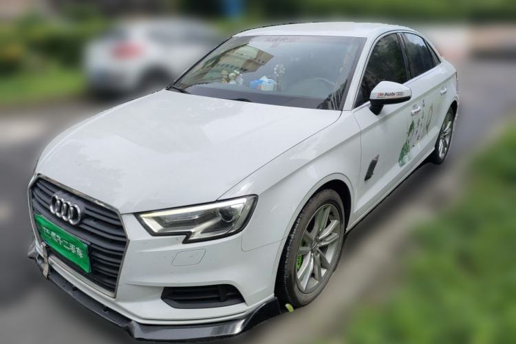 Used Audi A3 2018 30th Anniversary Edition Limousine 35 TFSI Ambition Model Guazi used car, China used car export, Used car for sale, Used cars, Cheapest cars for sale
