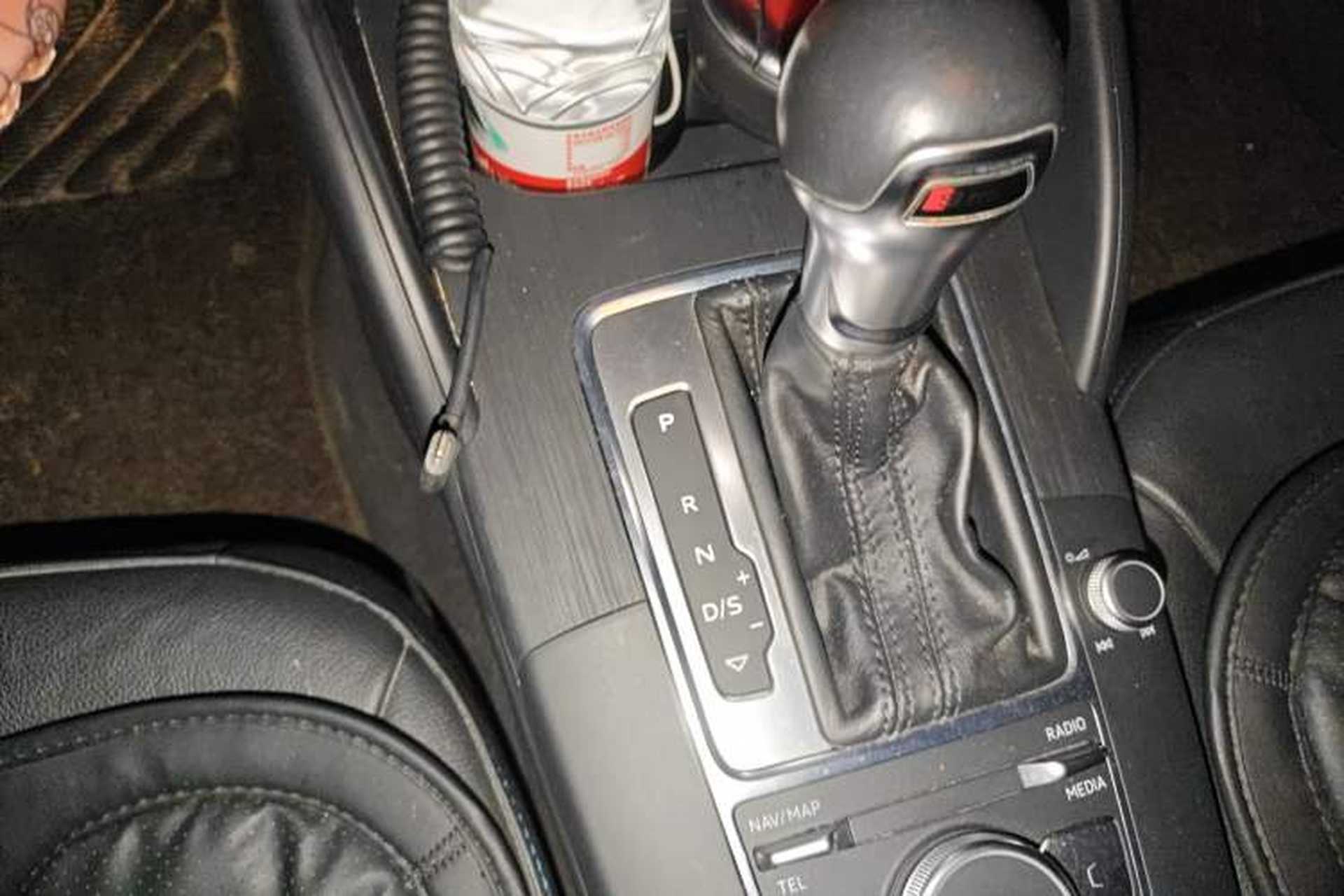 Used Audi A3 2018 30th Anniversary Edition Limousine 35 TFSI Fashion Model Gear Lever