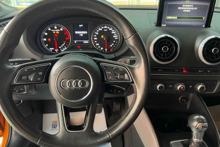 Used Audi A3 2018 30th Anniversary Edition Limousine 35 TFSI Fashion Model Interior 2