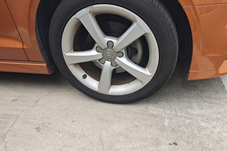 Used Audi A3 2018 30th Anniversary Edition Limousine 35 TFSI Fashion Model Right Front Wheel Hub