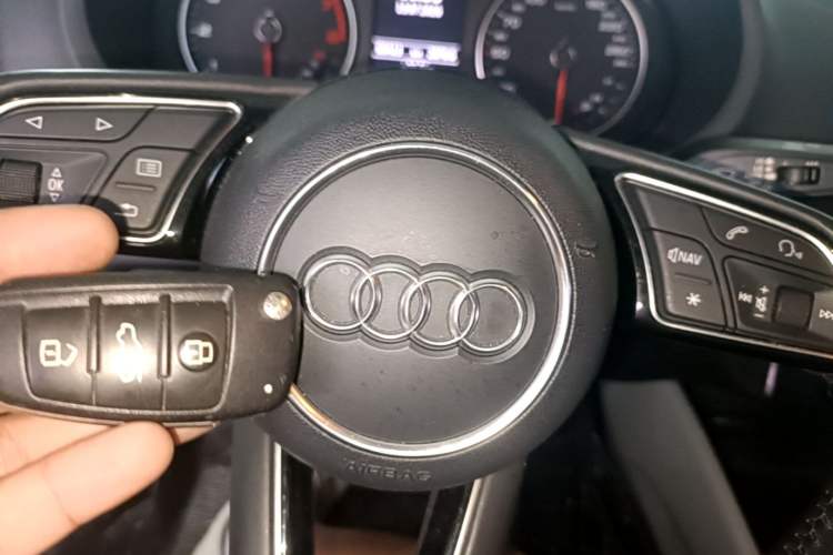 Used Audi A3 2018 30th Anniversary Edition Limousine 35 TFSI Fashion Model Vehicle Key