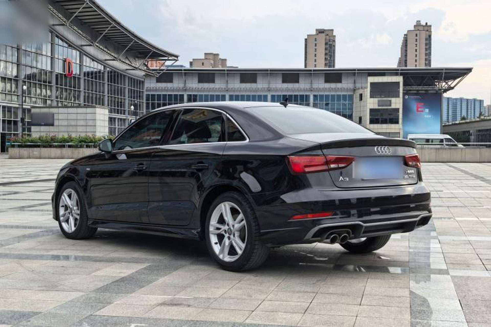 Used Audi A3 2019 Limousine 35 TFSI Fashion Edition China VI Emission Standard Exterior 3