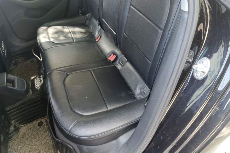 Used Audi A3 2019 Limousine 35 TFSI Ambition China VI Left Rear Seat