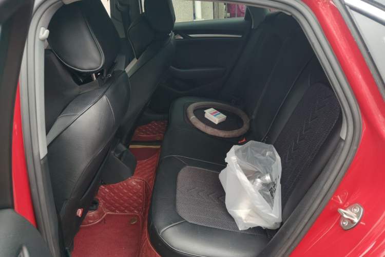 Used Audi A3 2019 Limousine 35 TFSI Ambition China VI Left Rear Seat