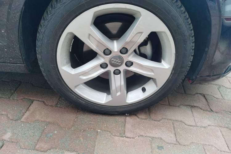 Used Audi A3 2019 Limousine 35 TFSI Ambition China VI Right Front Wheel Hub