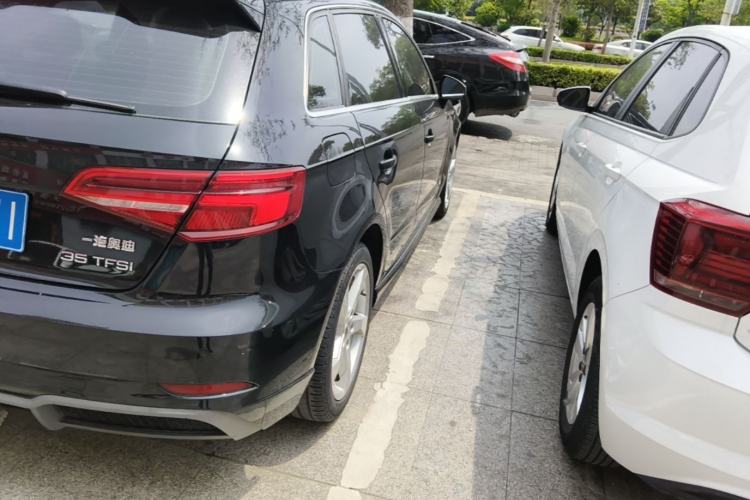 Used Audi A3 2019 Sportback 35 TFSI Fashion Edition China VI Emission Standard Right Rear Taillight