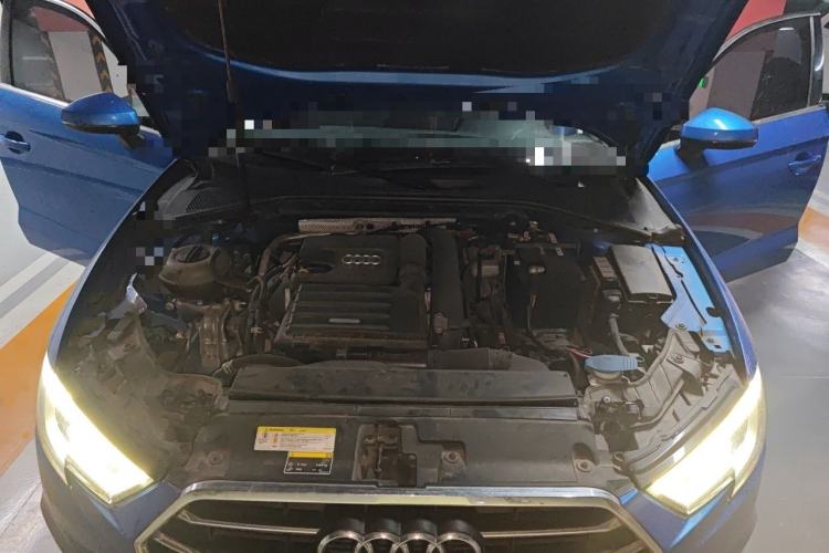Used Audi A3 2019 Limousine 35 TFSI Ambition China V Engine Bay