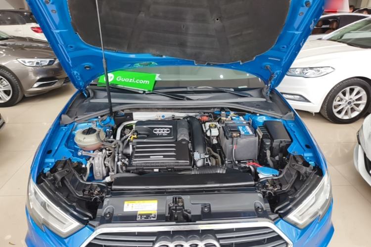 Used Audi A3 2019 Limousine 35 TFSI Fashion Edition China V standard Engine Bay