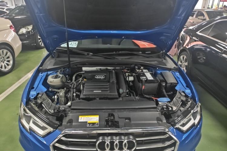 Used Audi A3 2019 Sportback 35 TFSI Ambition China V Engine Bay