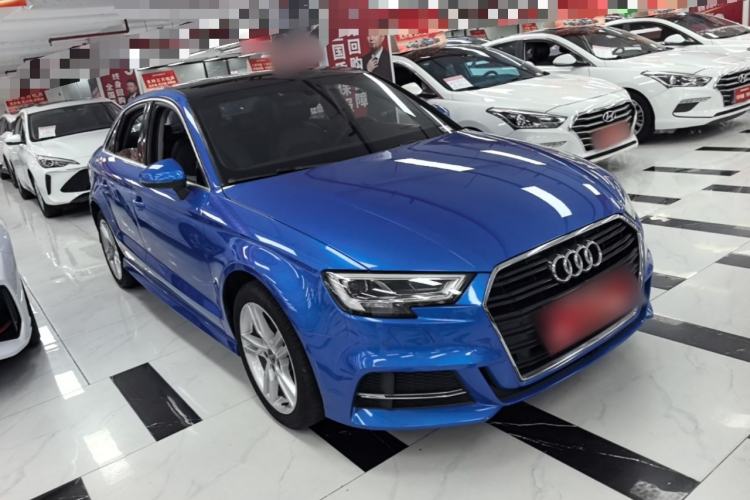Used Audi A3 2019 Limousine 35 TFSI Fashion Edition China VI Emission Standard Exterior 1