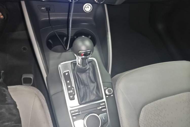 Used Audi A3 2019 Sportback 35 TFSI Ambition China V Gear Lever