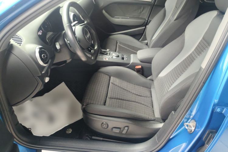 Used Audi A3 2019 Limousine 35 TFSI Sporty Version China VI Left Front Seat