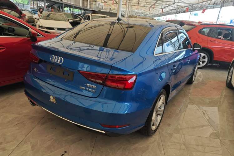 Used Audi A3 2019 Limousine 35 TFSI Ambition China VI Rear Right 45 Deg