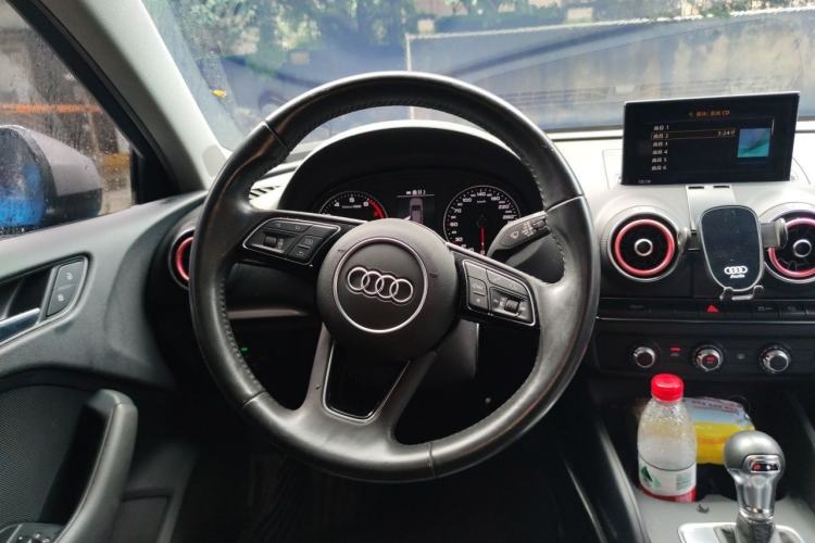 Used Audi A3 2019 Limousine 35 TFSI Ambition China VI Steering Wheel