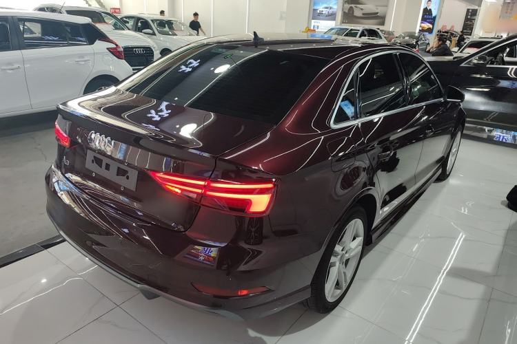 Used Audi A3 2019 Limousine 35 TFSI Fashion Edition China VI Emission Standard Exterior 5