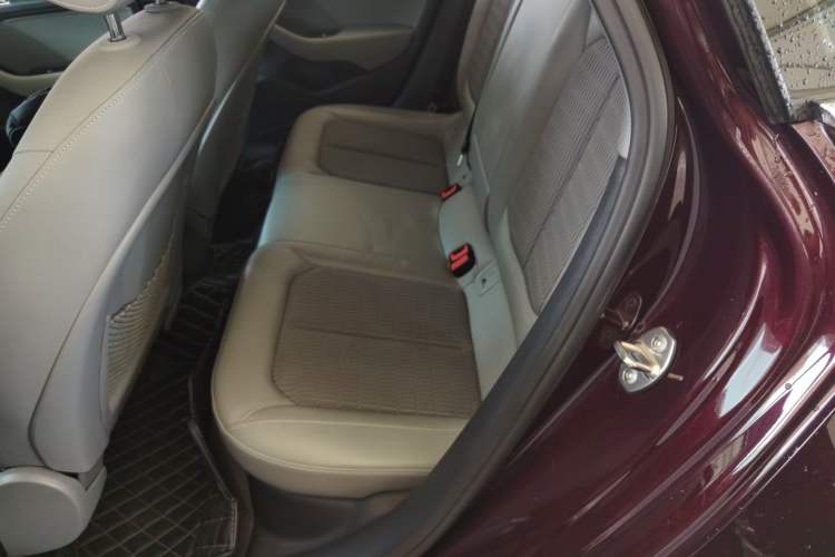 Used Audi A3 2019 Limousine 35 TFSI Fashion Edition China VI Emission Standard Left Rear Seat