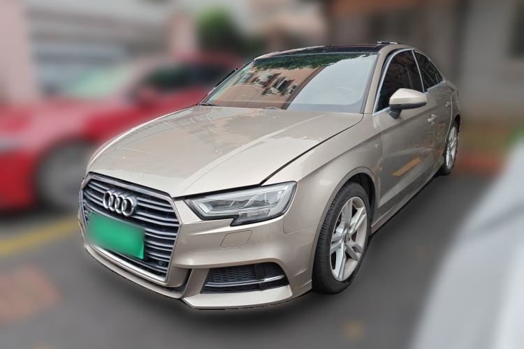 Used Audi A3 2019 Limousine 35 TFSI Fashion Edition China VI Emission Standard Guazi used car, China used car export, Used car for sale, Used Audi cars, Cheapest cars for sale