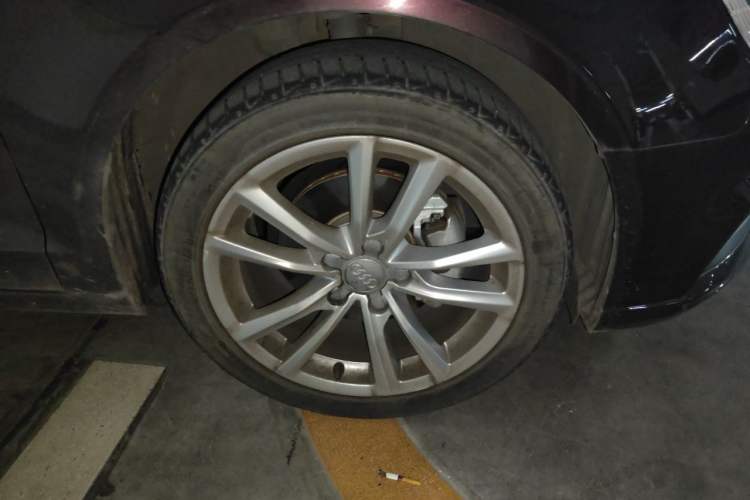 Used Audi A3 2019 Limousine 35 TFSI Ambition China V Right Front Wheel Hub