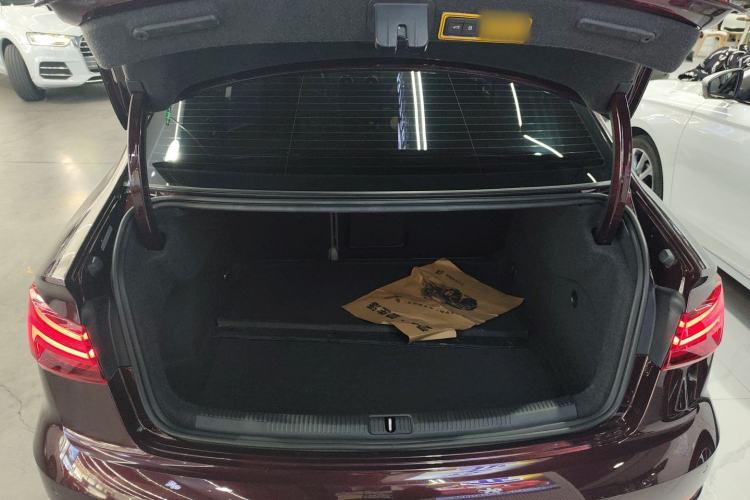 Used Audi A3 2019 Limousine 35 TFSI Fashion Edition China VI Emission Standard Trunk