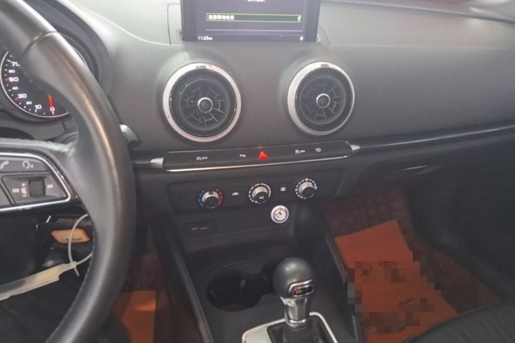 Used Audi A3 2019 Limousine 35 TFSI Fashion Edition China V standard Audio And AC Panel