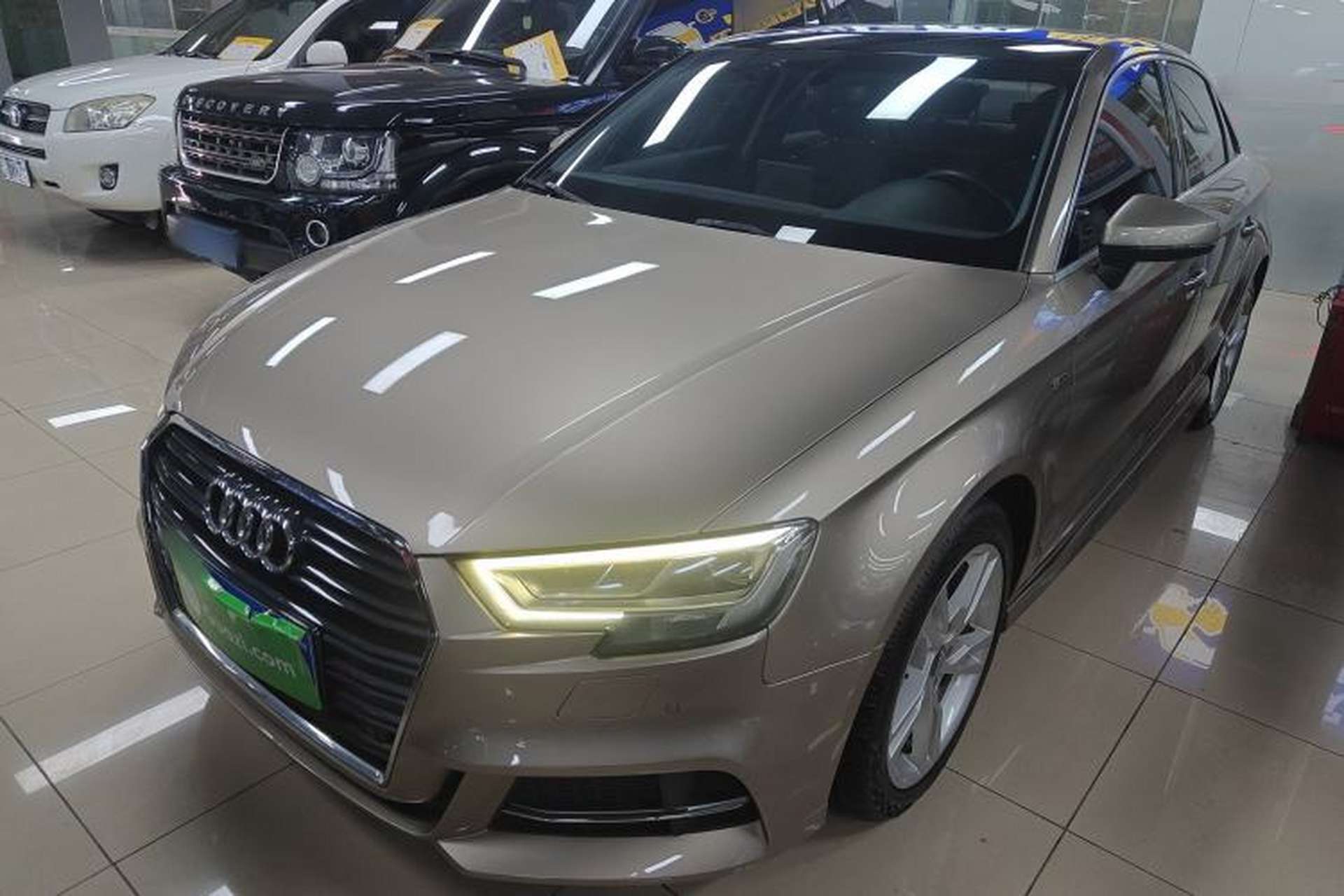 Used Audi A3 2019 Limousine 35 TFSI Fashion Edition China VI Emission Standard Front Left 45 Deg
