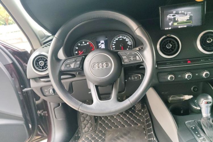 Used Audi A3 2019 Sportback 35 TFSI Fashion Edition China V Steering Wheel