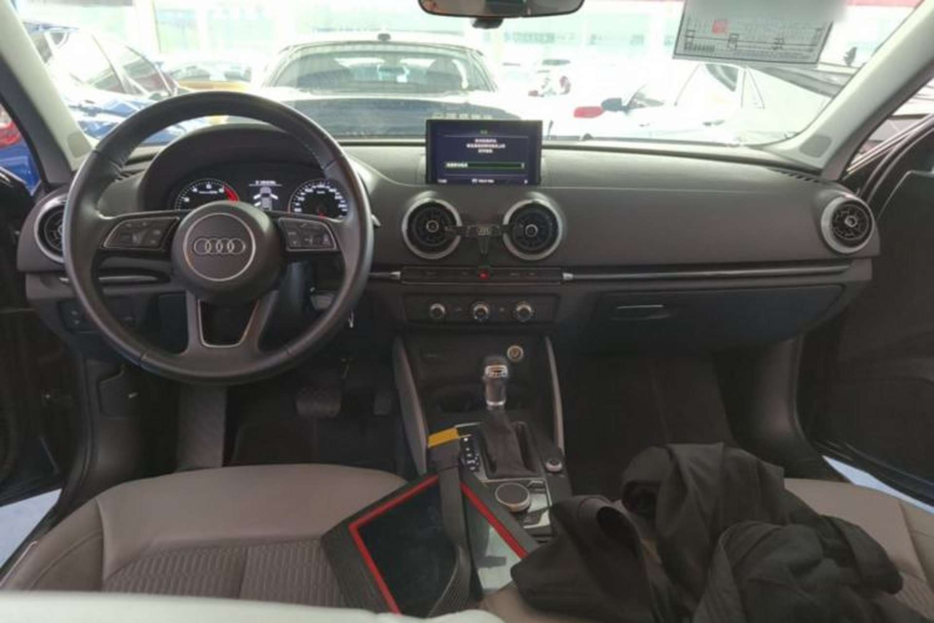 Used Audi A3 2019 Limousine 35 TFSI Fashion Edition China VI Emission Standard Center Console