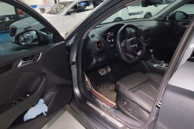 Used Audi A3 2019 Limousine 40 TFSI Sport Version China V Emission Standard Driver Seat