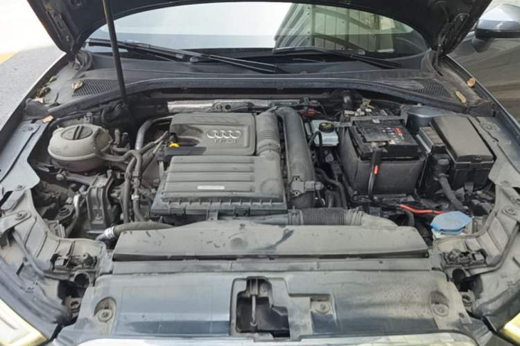 Used Audi A3 2019 Sportback 35 TFSI Fashion Edition China V Engine Bay
