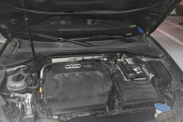 Used Audi A3 2019 Limousine 40 TFSI Sport Version China V Emission Standard Engine Bay