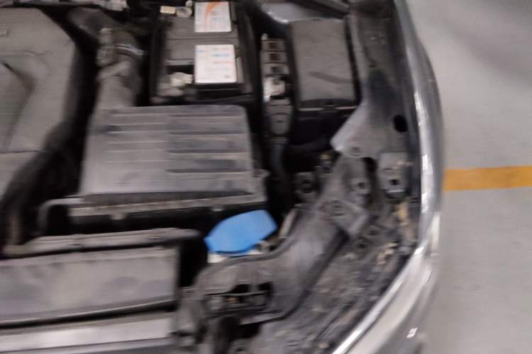 Used Audi A3 2019 Limousine 40 TFSI Sport Version China V Emission Standard Engine Bay Left