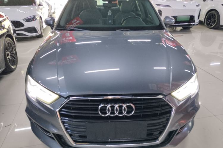 Used Audi A3 2019 Limousine 35 TFSI Fashion Edition China V standard Front