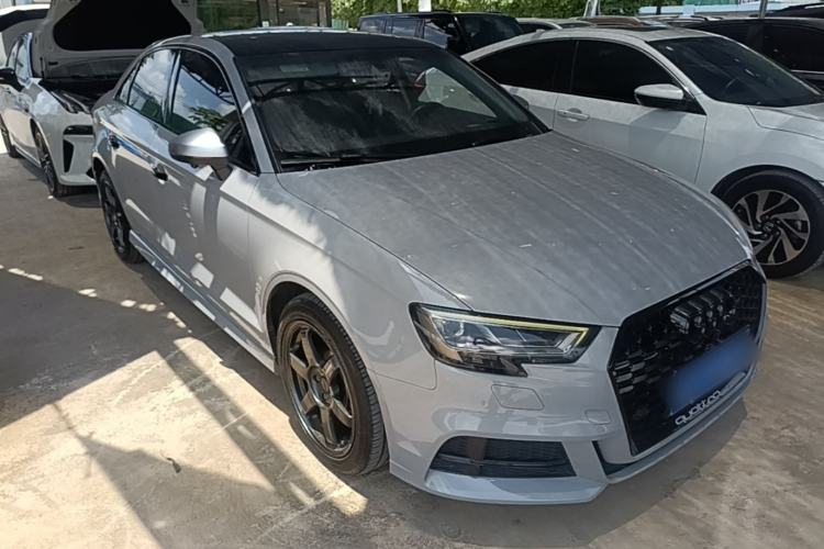 Used Audi A3 2019 Limousine 35 TFSI Fashion Edition China VI Emission Standard Front Right 45 Deg