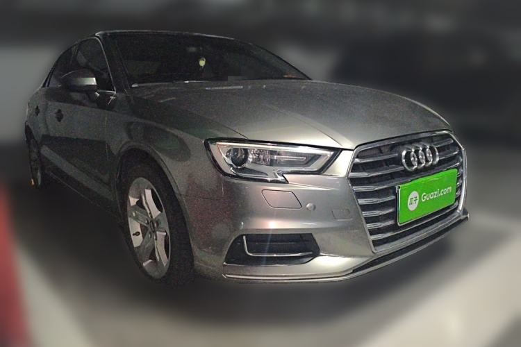 Used Audi A3 2019 Limousine 35 TFSI Ambition China VI Front Right 45 Deg