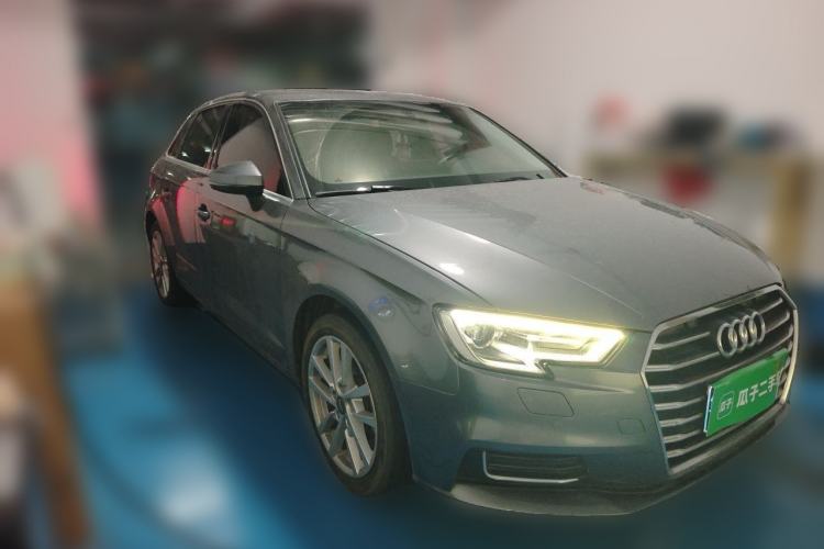 Used Audi A3 2019 Sportback 35 TFSI Ambition China VI Front Right 45 Deg
