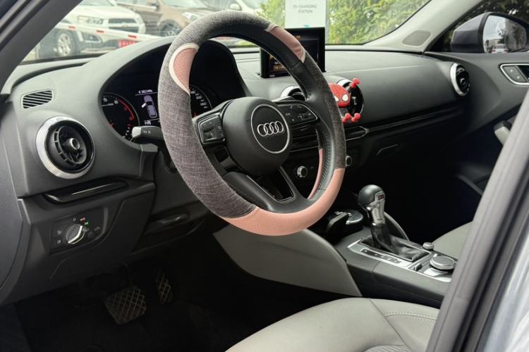 Used Audi A3 2019 Sportback 35 TFSI Fashion Edition China V Interior 2