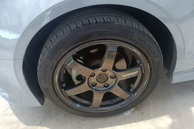 Used Audi A3 2019 Limousine 35 TFSI Fashion Edition China VI Emission Standard Left Front Wheel Hub