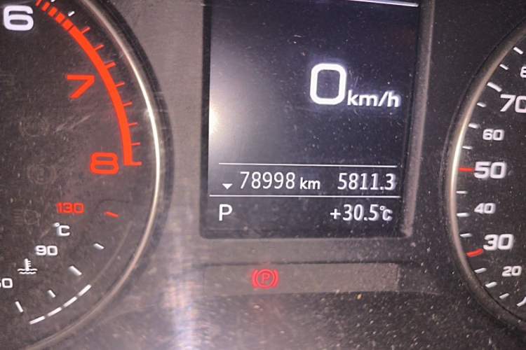 Used Audi A3 2019 Limousine 35 TFSI Ambition China VI Odometer Close Up
