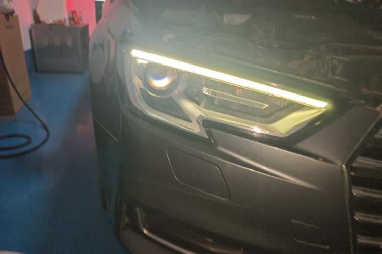 Used Audi A3 2019 Sportback 35 TFSI Ambition China VI Right Front Headlight