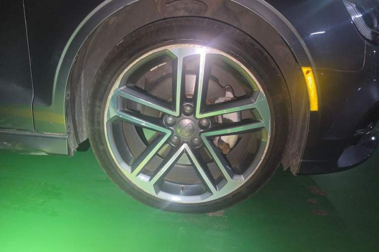 Used Audi A3 2019 Limousine 40 TFSI Sporty Version China VI Right Front Wheel Hub