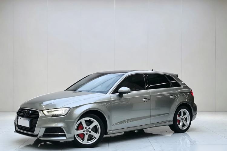 Used Audi A3 2019 Sportback 35 TFSI Fashion Edition China VI Emission Standard Guazi used car, China used car export, Used car for sale, Used  cars, Cheapest cars for sale