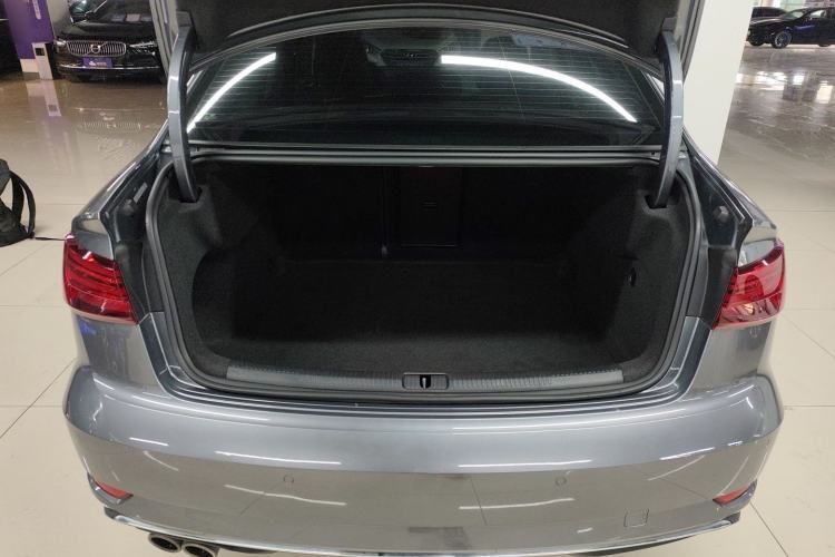 Used Audi A3 2019 Limousine 35 TFSI Ambition China VI Trunk