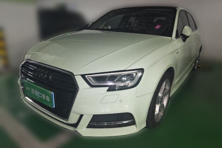 Used Audi A3 2019 Sportback 35 TFSI Fashion Edition China VI Emission Standard Guazi used car, China used car export, Used car for sale, Used  cars, Cheapest cars for sale
