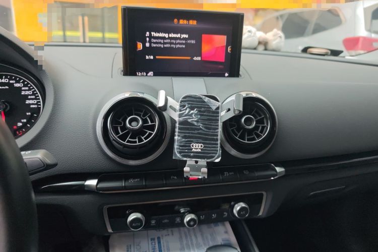 Used Audi A3 2019 Limousine 35 TFSI Fashion Edition China V standard Audio And AC Panel