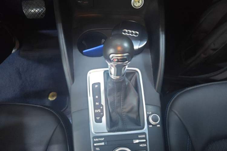 Used Audi A3 2019 Limousine 35 TFSI Fashion Edition China V standard Gear Lever
