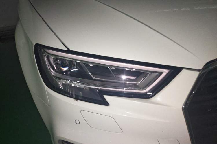 Used Audi A3 2019 Sportback 35 TFSI Fashion Edition China VI Emission Standard Right Front Headlight