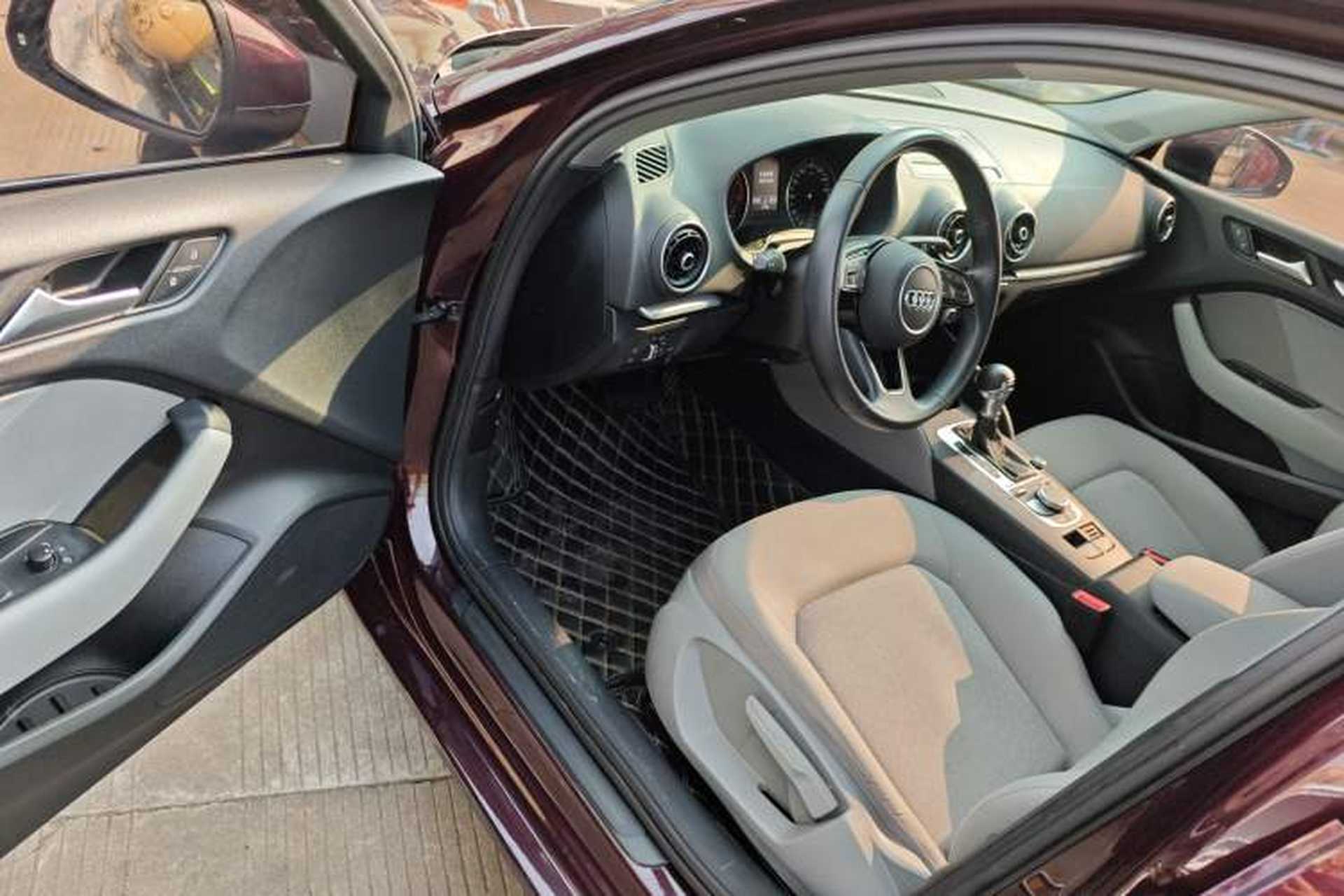 Used Audi A3 2019 Limousine 35 TFSI Ambition China VI Driver Seat