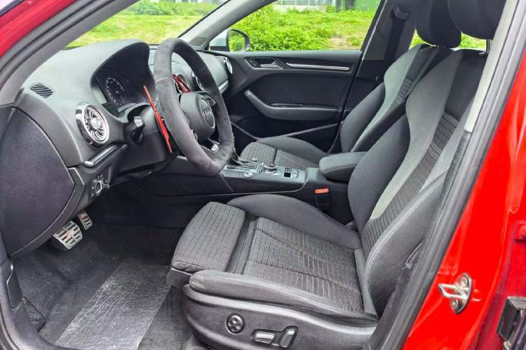 Used Audi A3 2019 Limousine 40 TFSI Sport Version China V Emission Standard Interior 2
